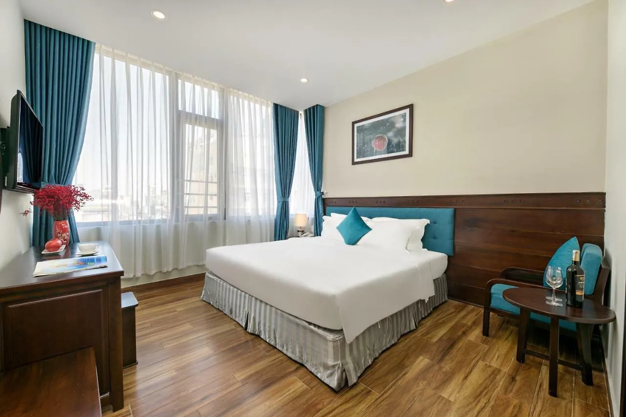 Celina Hotel & Apartment Da Nang