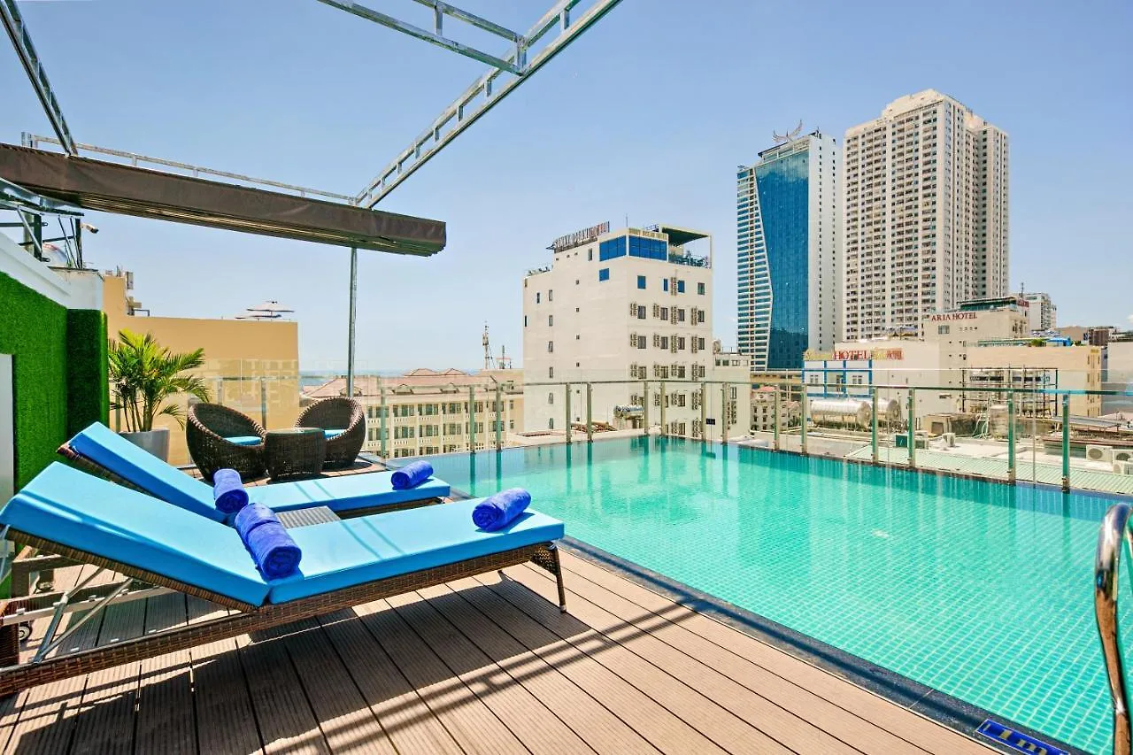 Celina Hotel & Apartment Da Nang