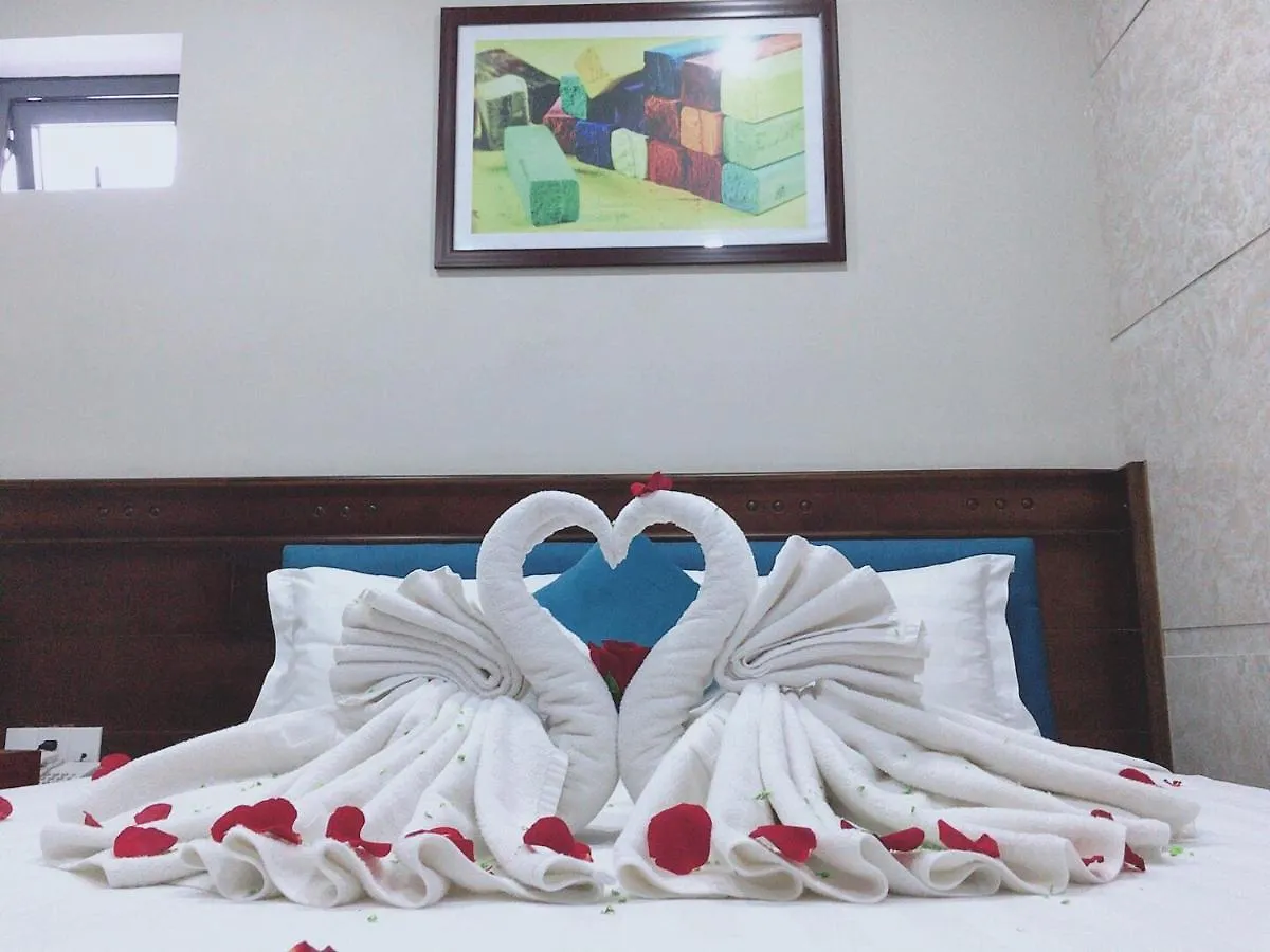 Celina Hotel & Apartment Da Nang